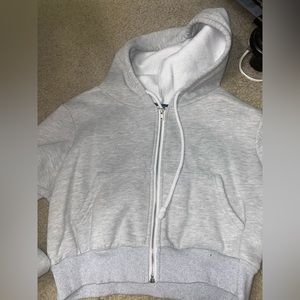 Gray cropped long sleeve jacket